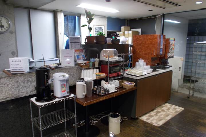 Breakfast/Coffee Service 16 of 29