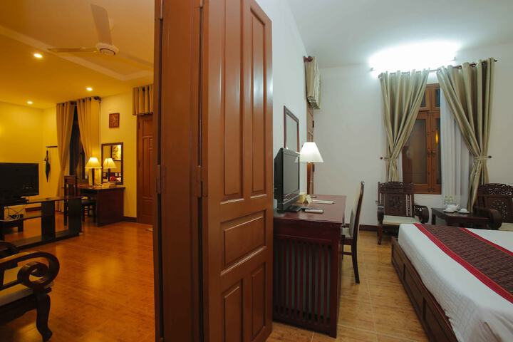 Room 12 of 71