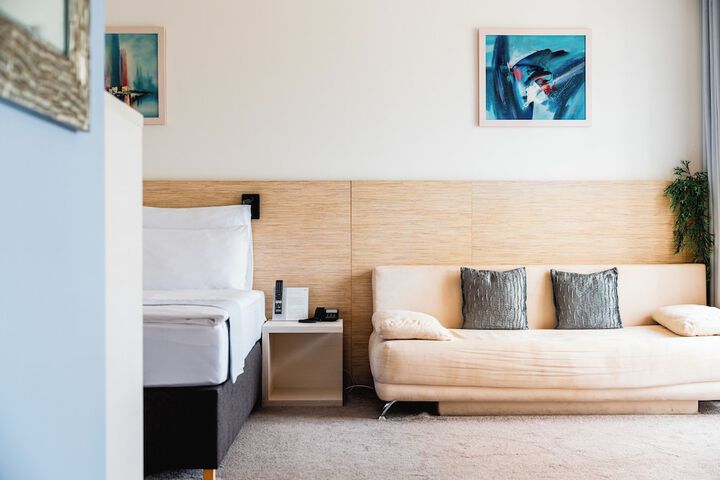 Room 34 of 113