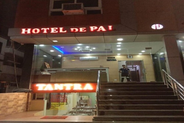 ADB Rooms Hotel De Pal Varanasi