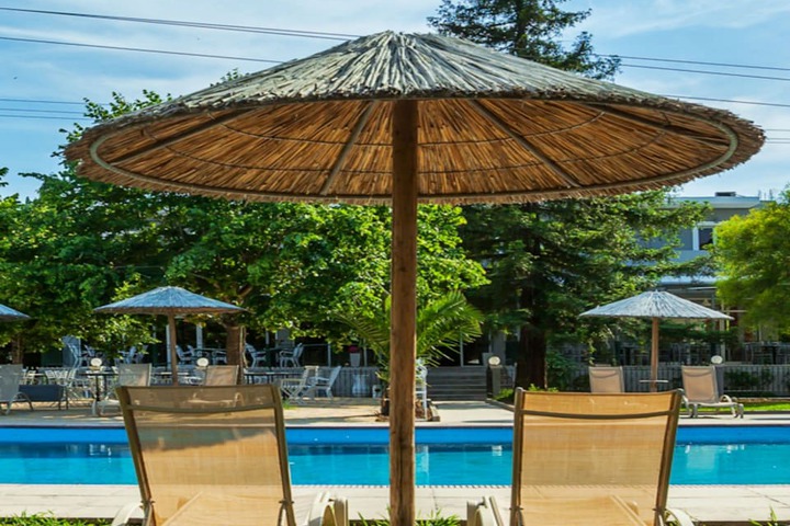 Pool Hotel