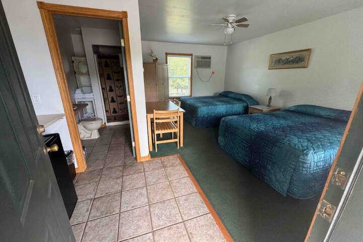 Room 27 of 59