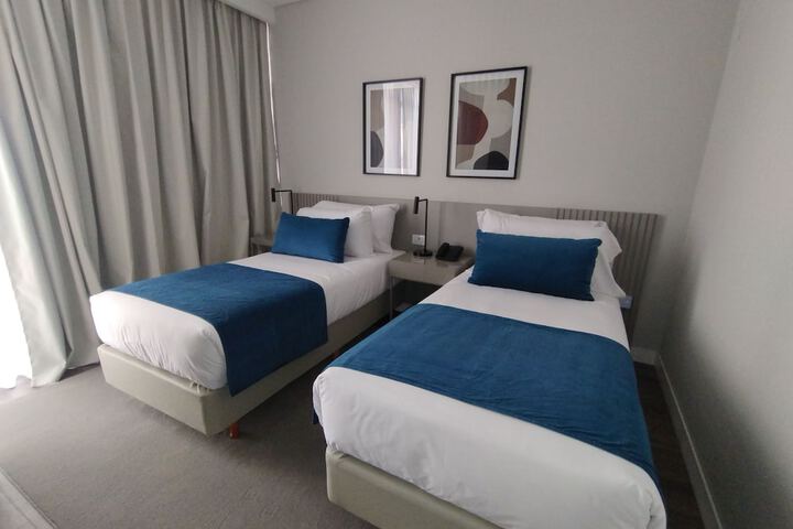 Room 55 of 99
