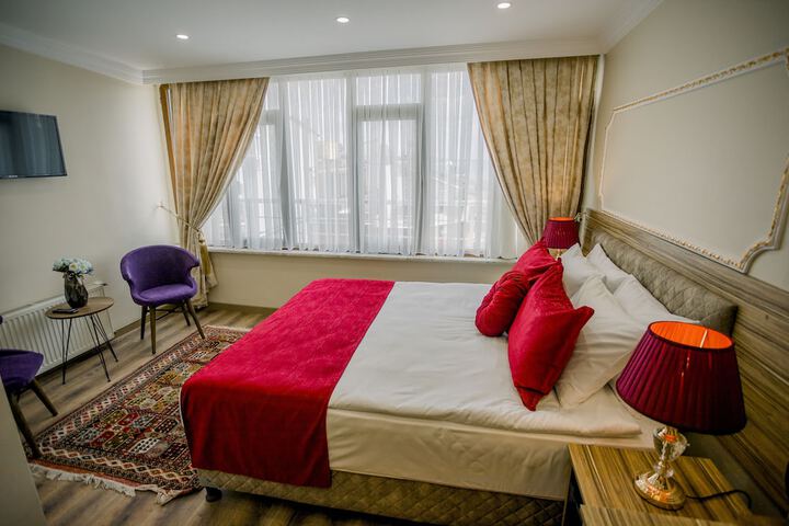 Room 14 of 34