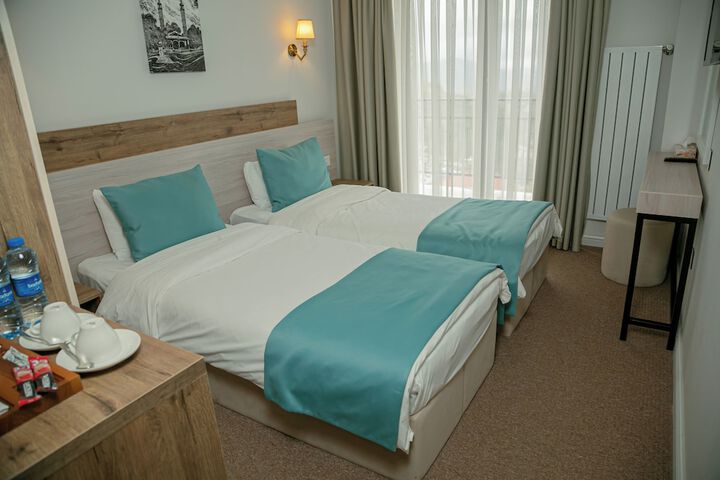 Room 4 of 39