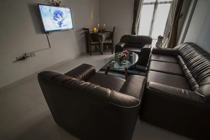 Room 13 of 24