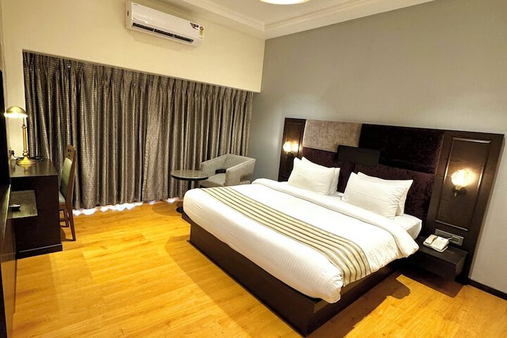 Room 22 of 52
