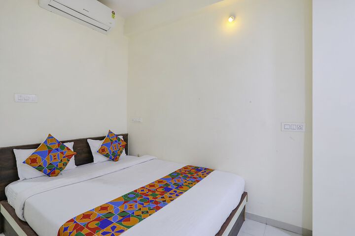 Room 17 of 22