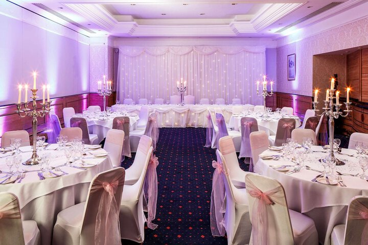 Ballroom/Hall 37 of 55