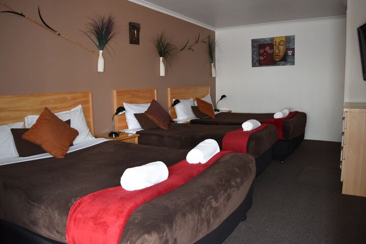 Room 10 of 30
