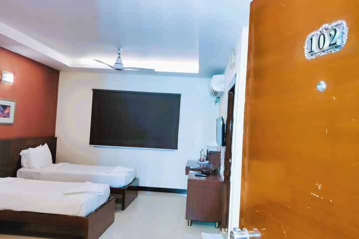 Room 34 of 55