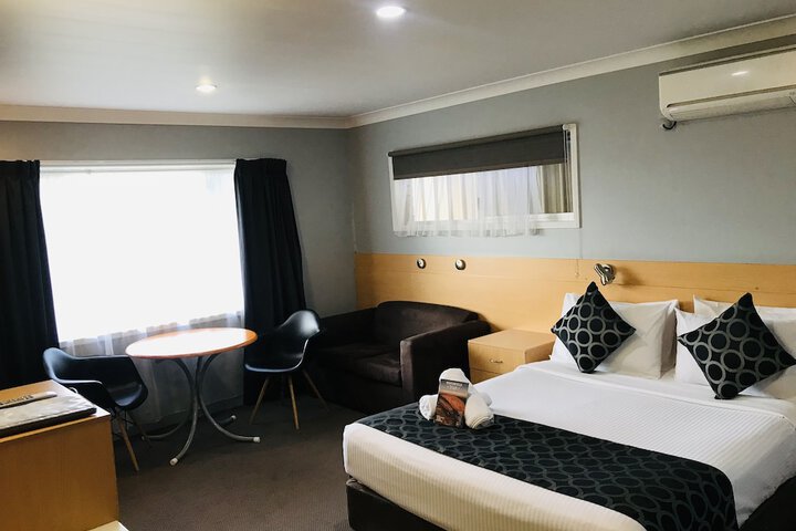 Room 56 of 152