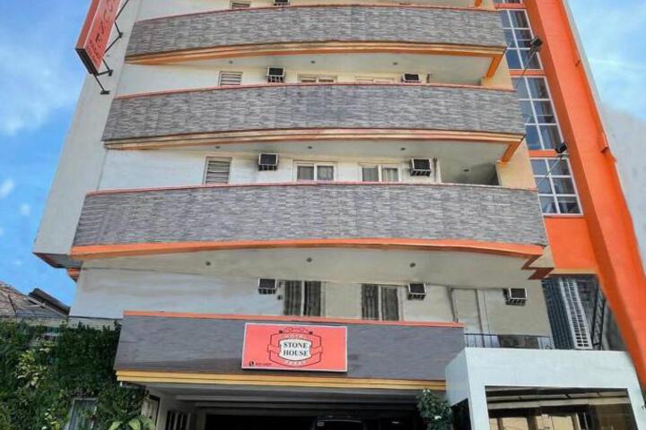 Image of Stone House Hotel Pasay
