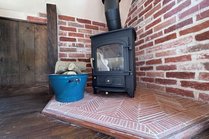 Room 28 of 52