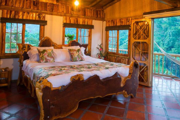HACIENDA CHARRASCAL COFFE FARM