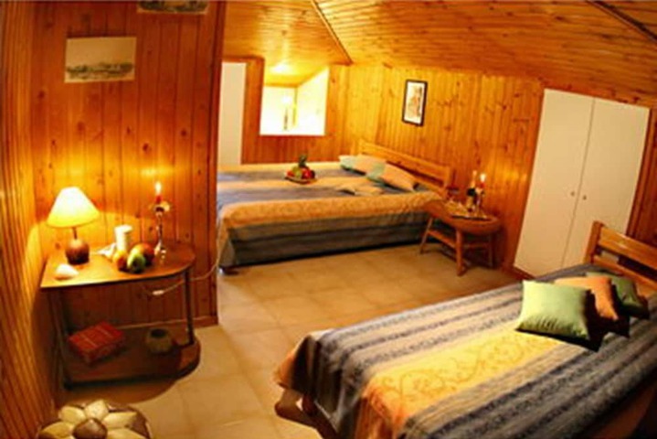 Room 6 of 35