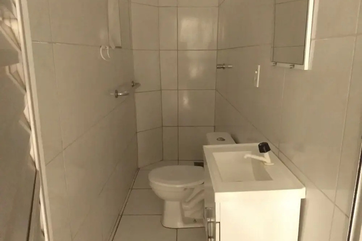 Room 9 of 20