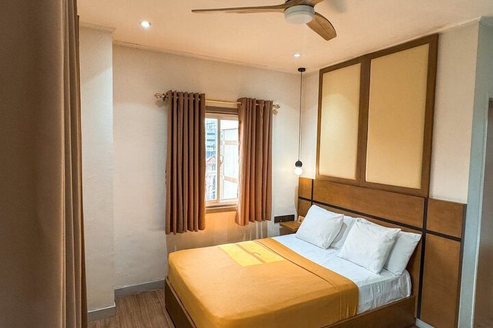 Room 14 of 35