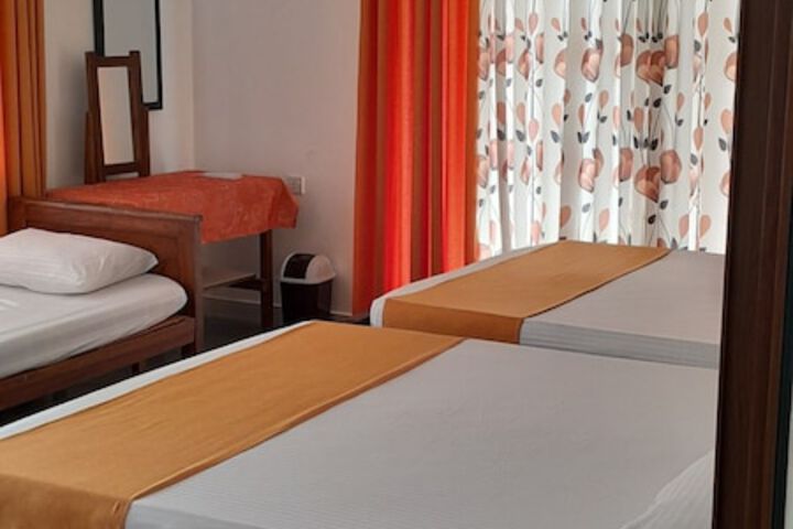 Room 21 of 64