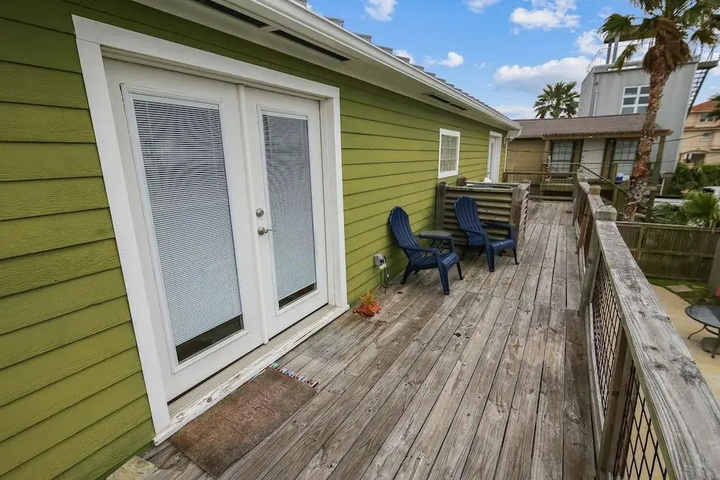 Terrace/Patio 7 of 17
