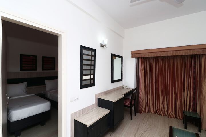 Room 8 of 22