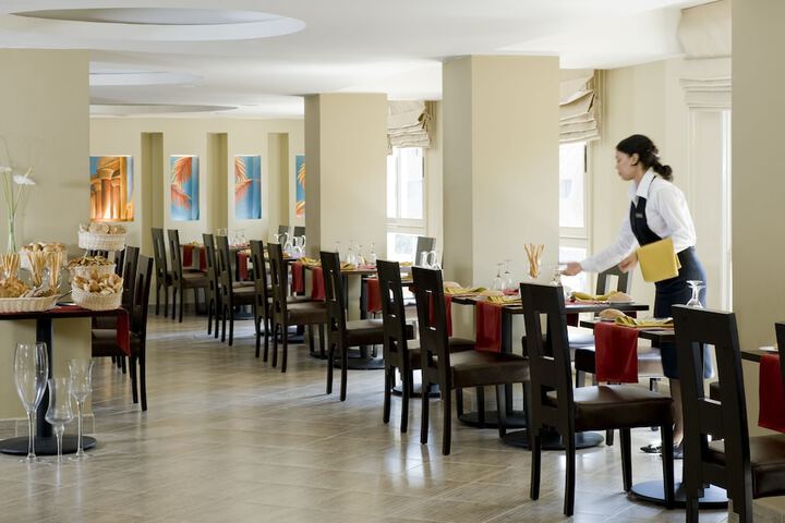 Dining 56 of 67