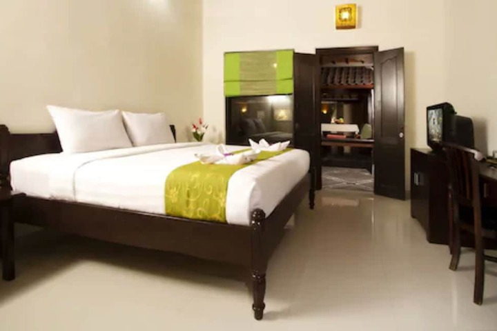 Room 10 of 68