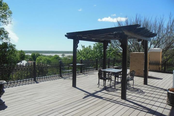 Hotel View 141 of 145