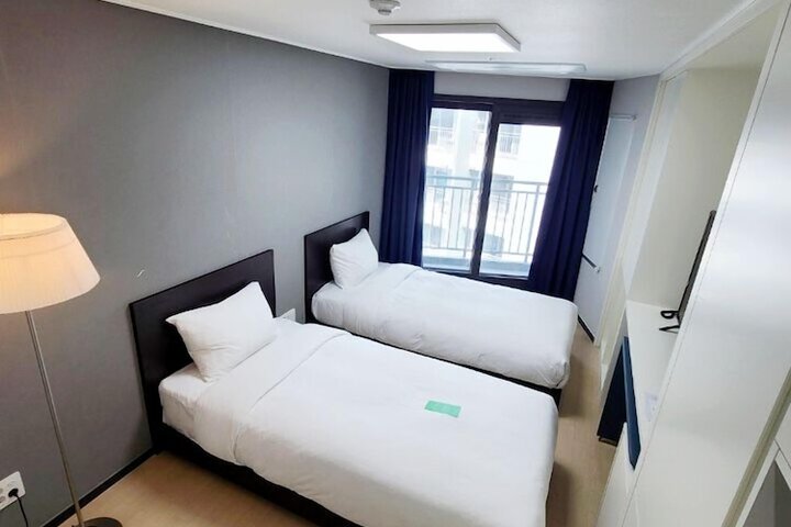 Room 37 of 78
