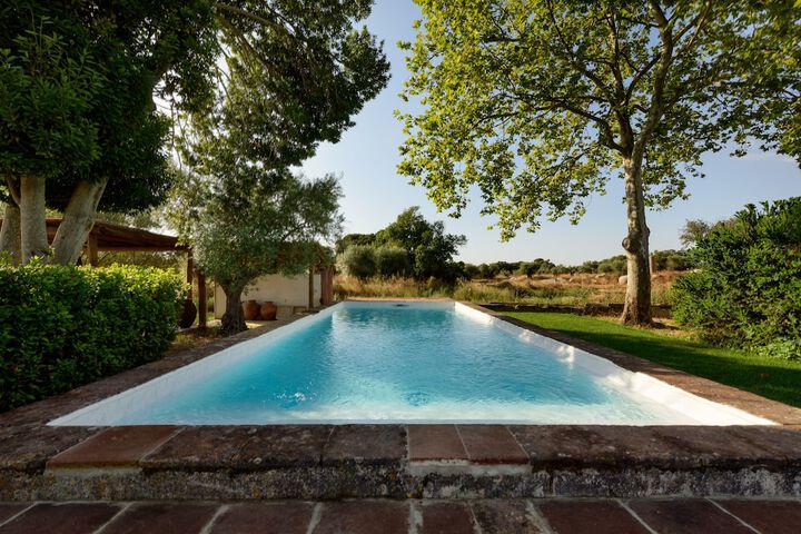 Pool 48 of 75