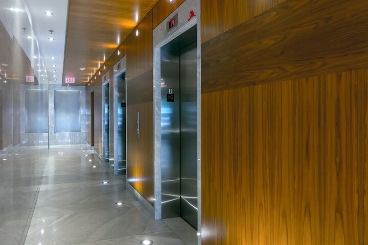 Entrance & Lobby