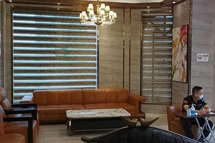 Penghu Hotel (Shenzhen Pinghu Metro Station)