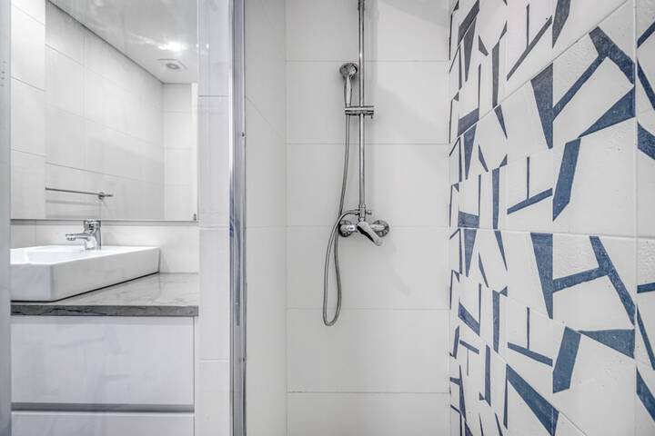 Bathroom Interior Photo