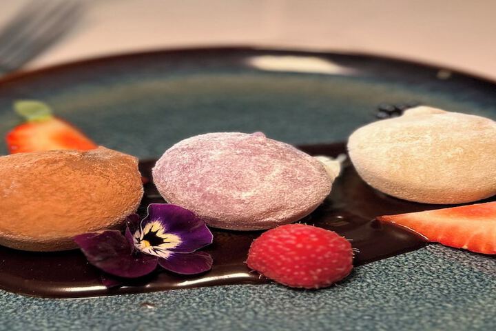 Dining 99 of 190