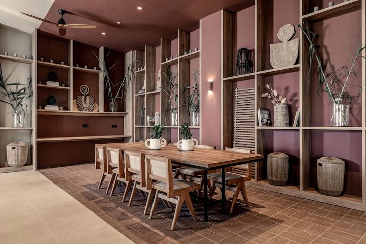 Hotel Interior 178 of 201