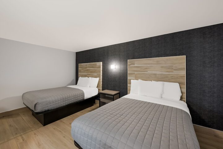 Deluxe 2 Double Beds (4 of 17)