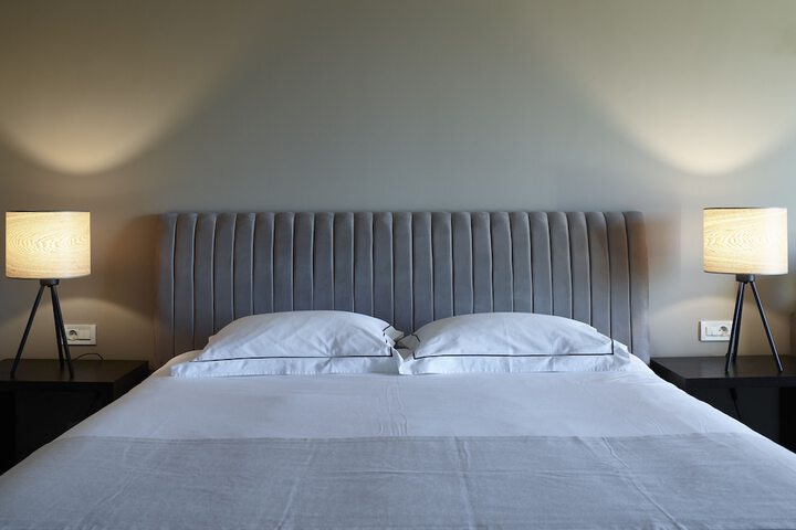 Room 25 of 185