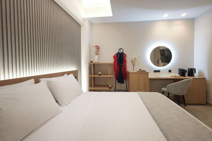 Room 30 of 59