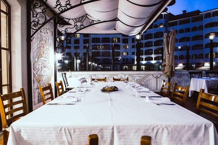 Dining 82 of 173