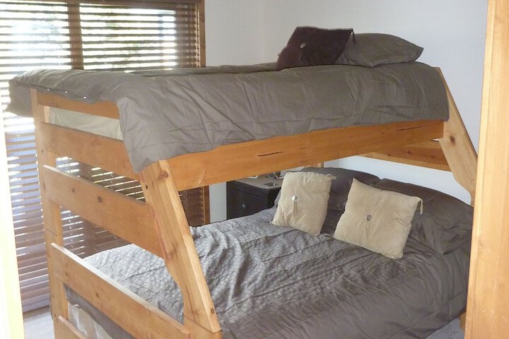Room 3 of 78