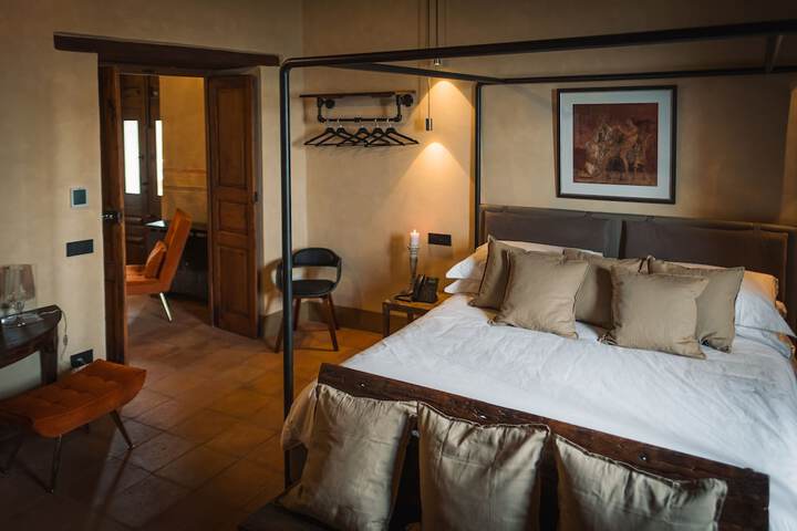 Room 10 of 62
