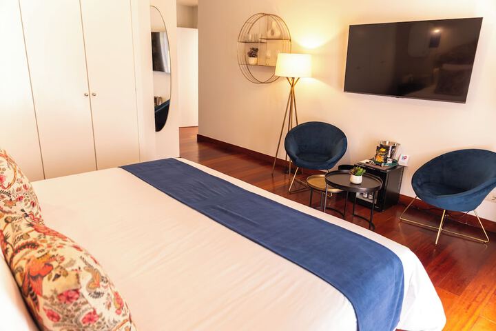 Room 28 of 89