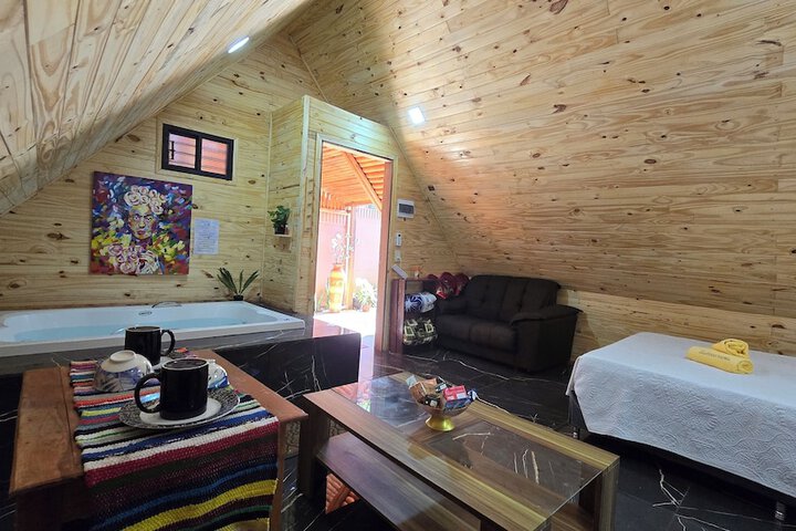 Room 18 of 81