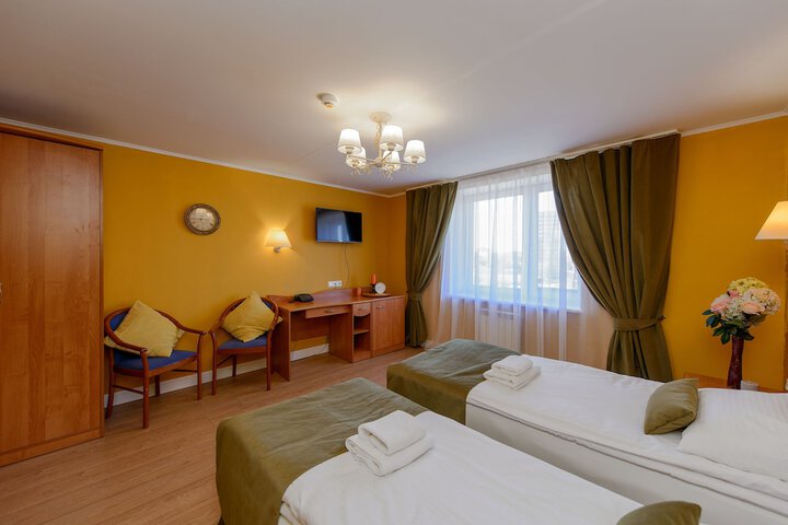 Room 14 of 72