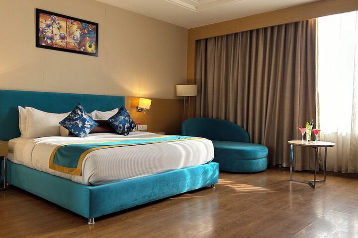 Room 40 of 113