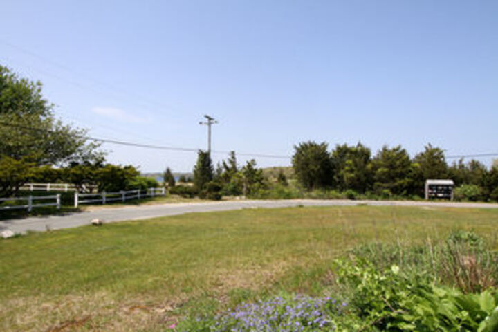 Property Grounds 21 of 24