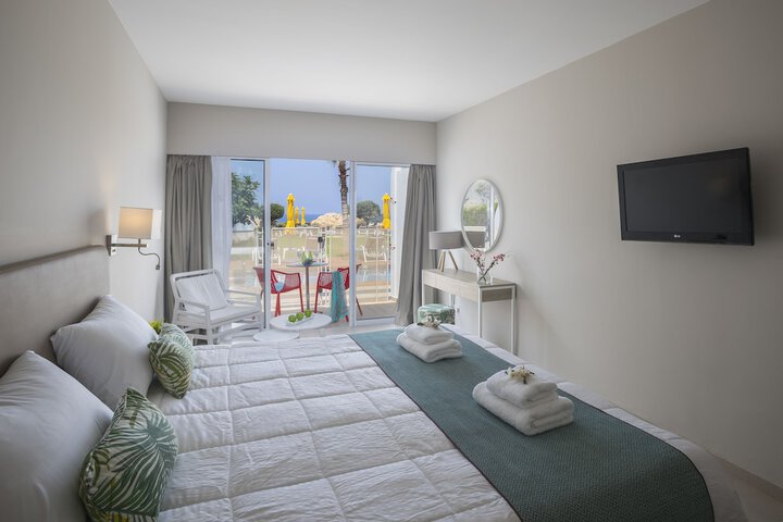 Room 21 of 114