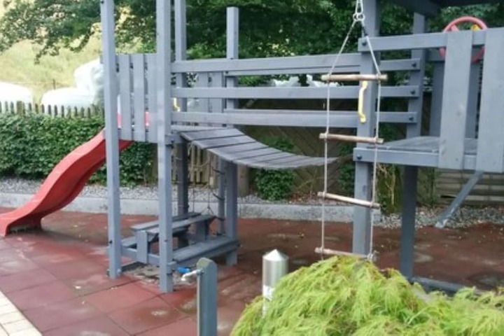 Children's play area - outdoor