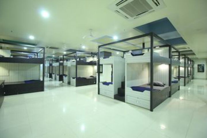 Room 12 of 30