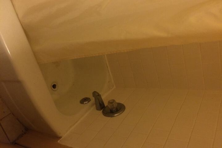 Room 11 of 20